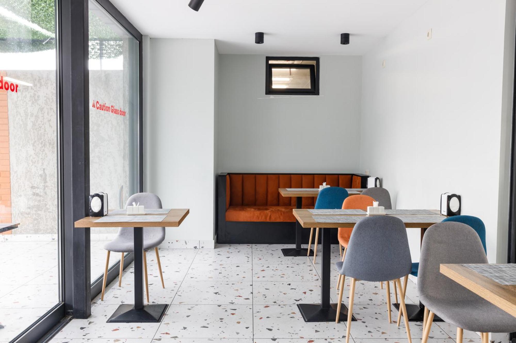 Address Inn Tbilisi Luaran gambar