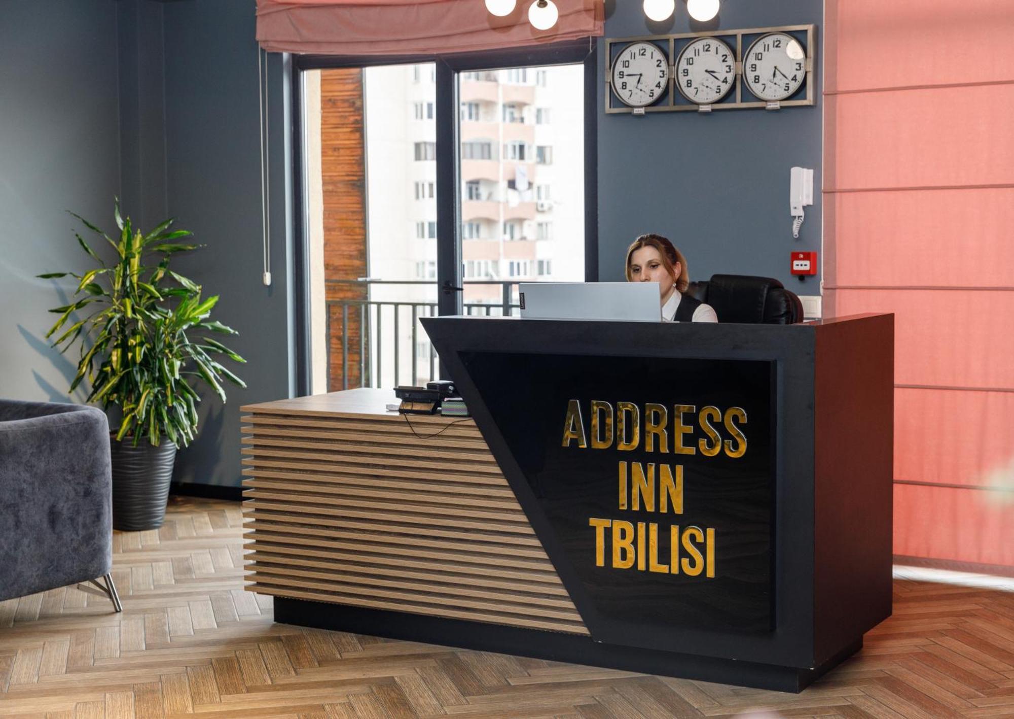 Address Inn Tbilisi Luaran gambar