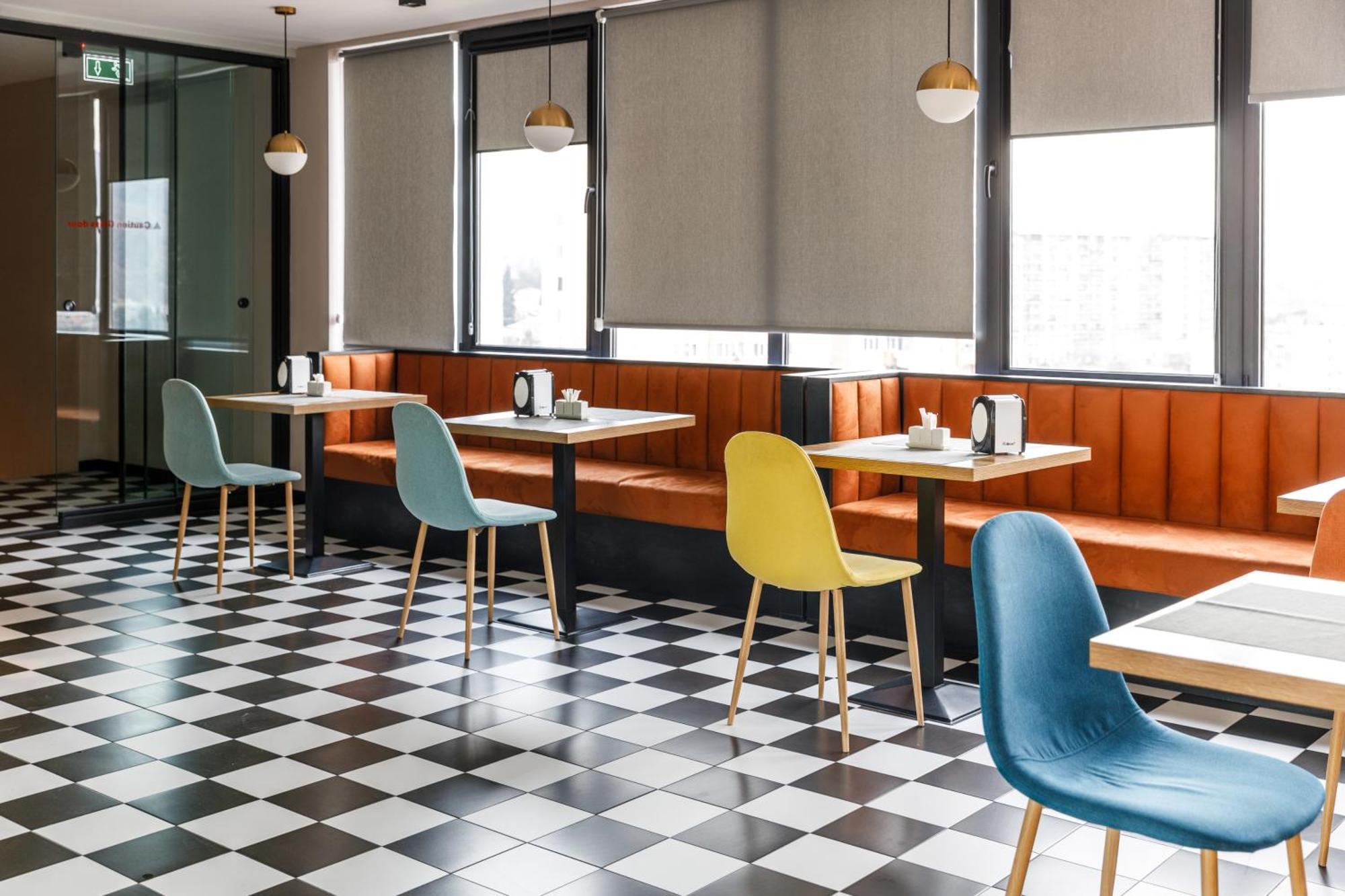 Address Inn Tbilisi Luaran gambar