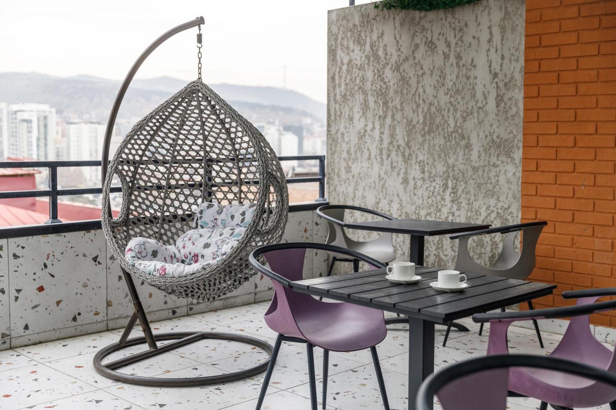 Address Inn Tbilisi Luaran gambar
