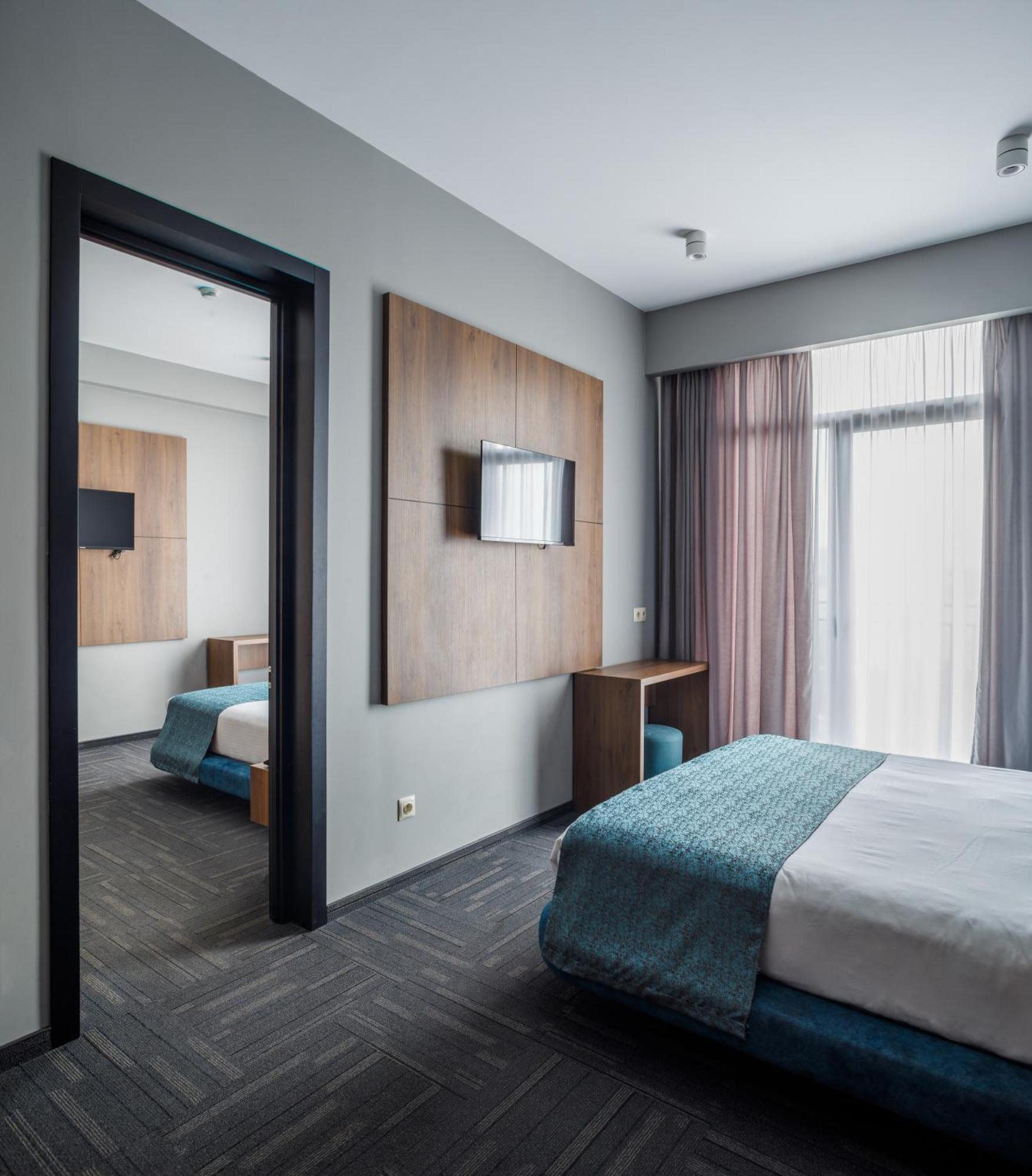 Address Inn Tbilisi Luaran gambar